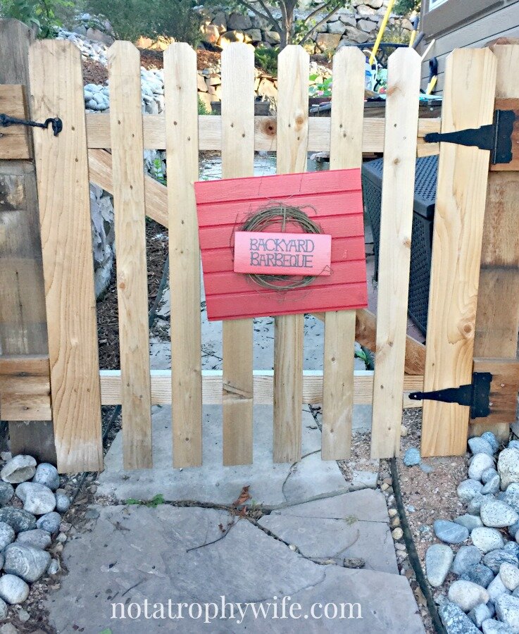 upcycle-plank-floor-sign-feature